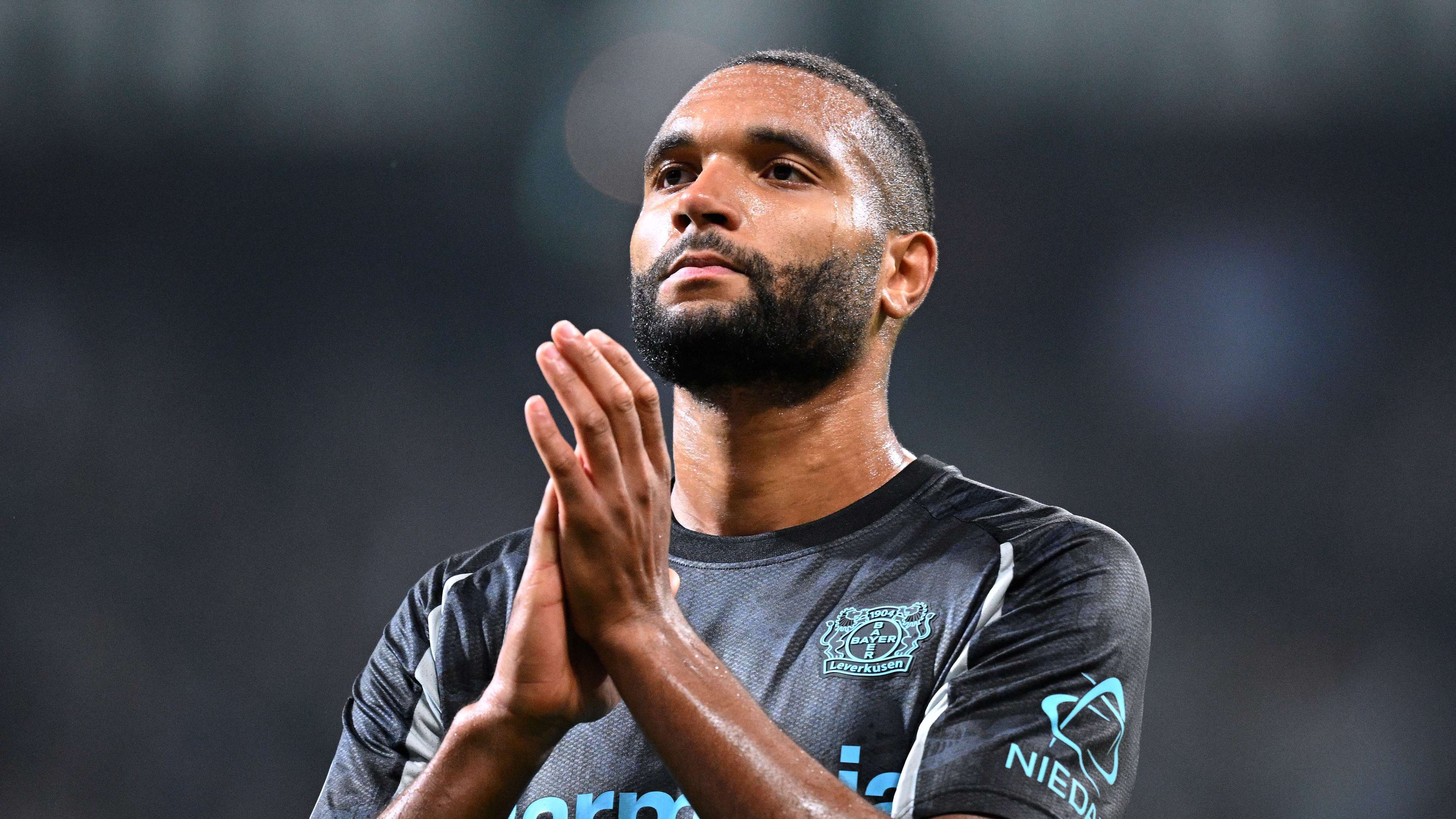 他的发球得 他的发球得